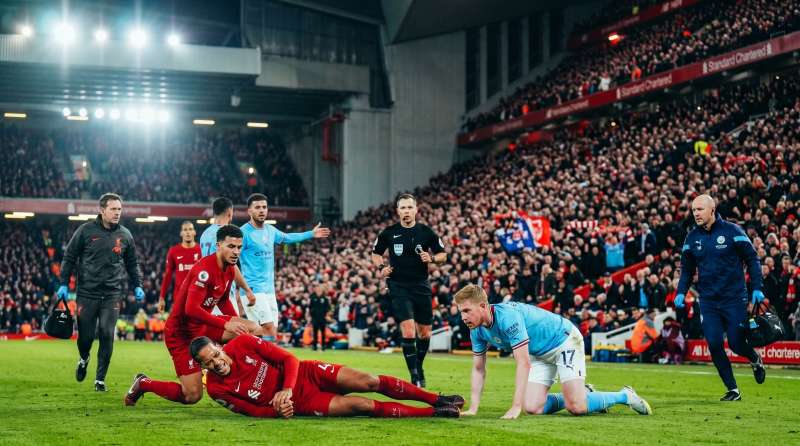 الدوري الإنجليزي يشتعل: إصابات تضرب مانشستر سيتي وليفربول وصراع الهبوط يصل للذروة